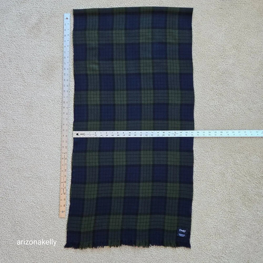 Drake's Merino Wool Blackwatch Plaid Woven Scarf